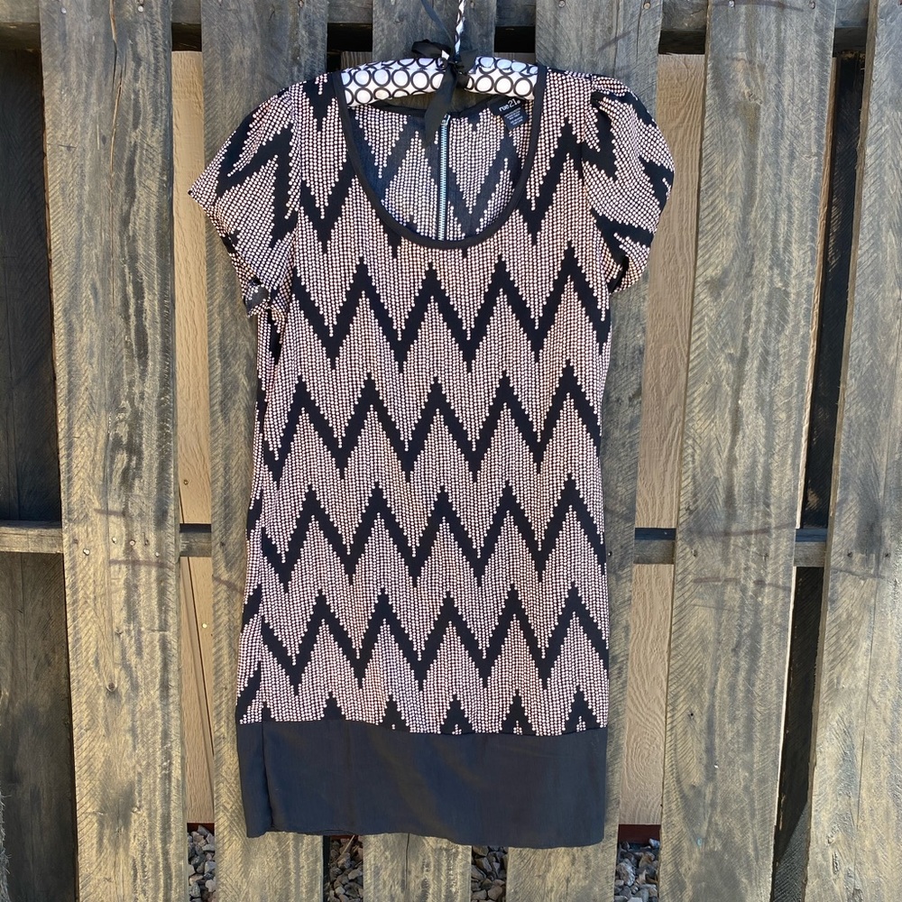 Rue 21 darling dolled up dress